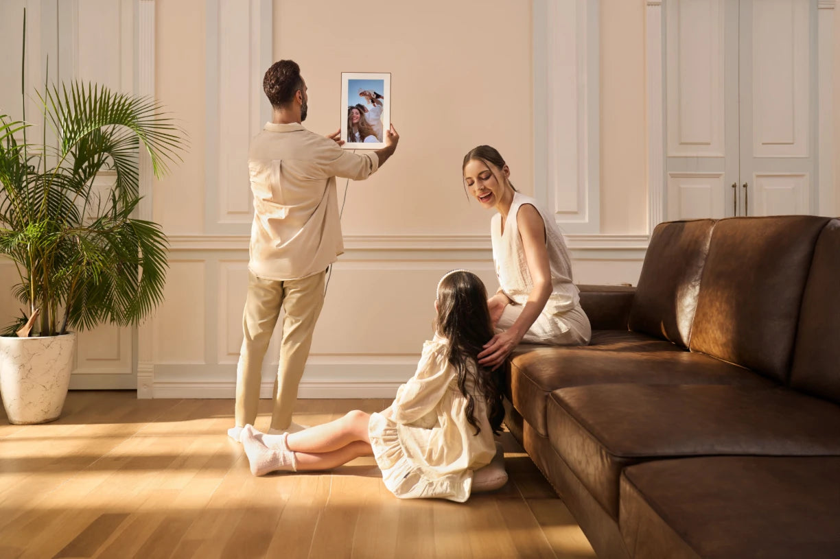 Easy to Hang—Wallmount Kit Included