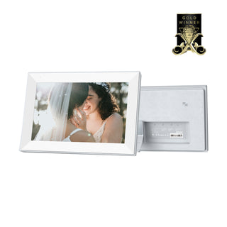 Pexar 10.1" Terra digital picture frame displaying a wedding couple photo shared from a smartphone